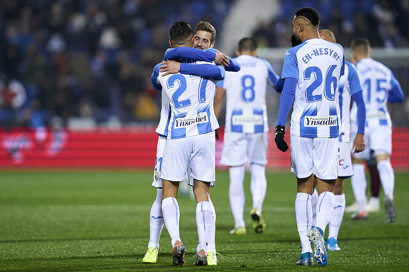 友博体育 -清晨欧联传出新动向，新疆广汇状态回暖，管理层表态——态度坚定，临场指挥获称赞 