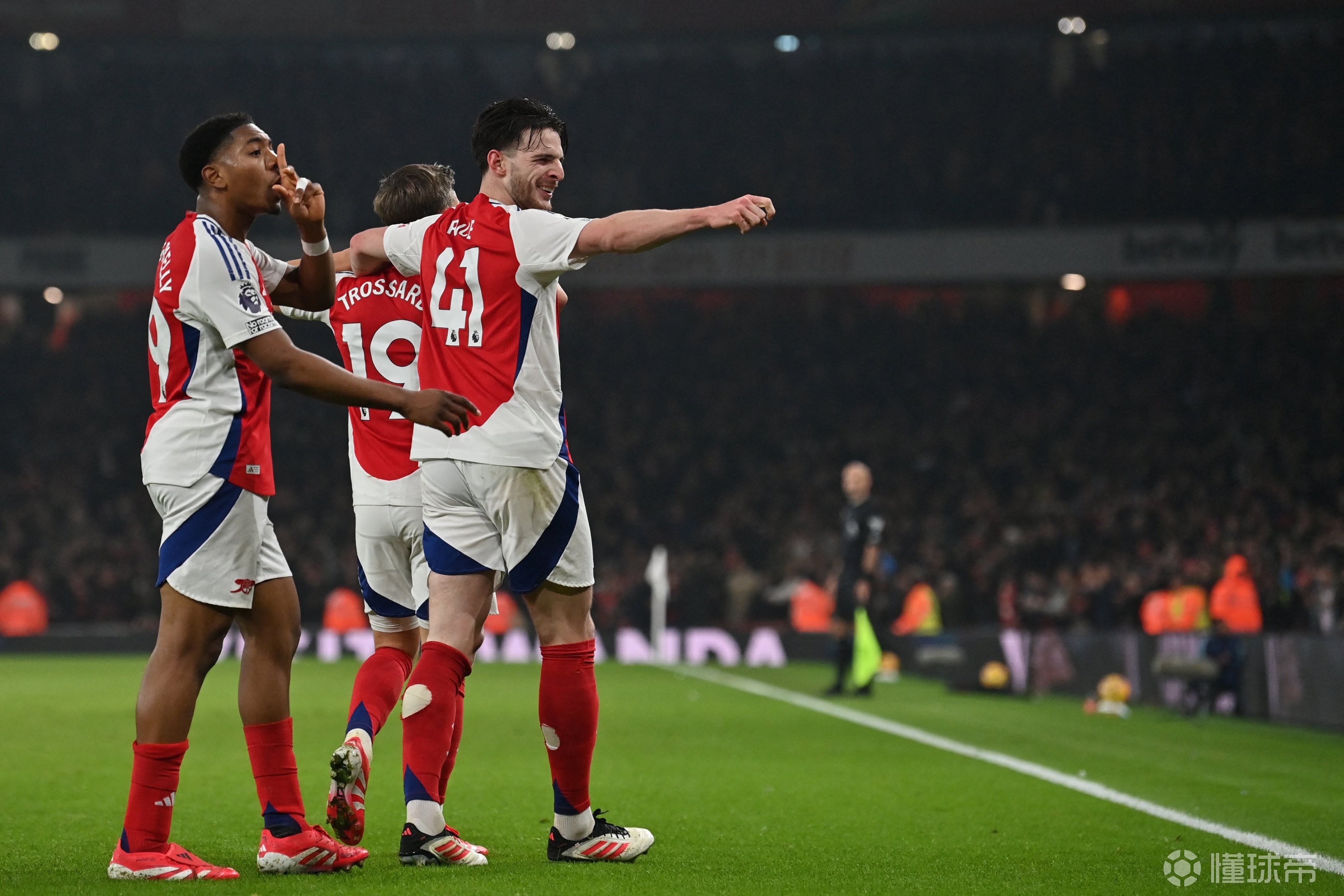 友博体育 -纽卡斯尔清晨篮板制胜；志在全明星赛名次提升；信心回归；更衣室氛围转暖的简单介绍